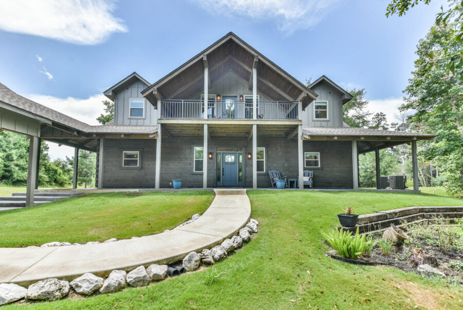 Gallery of Homes Artesian Lakes Real Estate